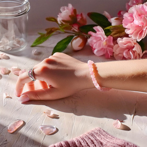 Armbånd med rosenkvarts