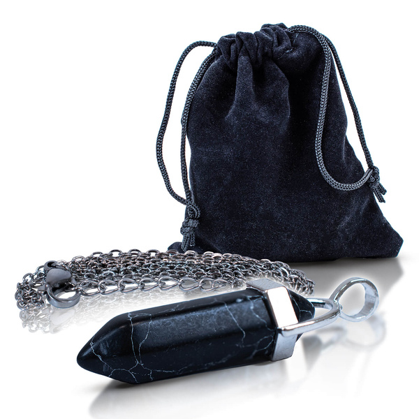 Vedhæng med sort turkis i pose + kæde