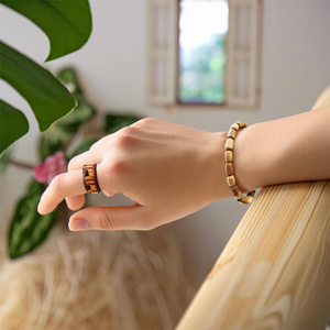 Armbånd med Palo Santo