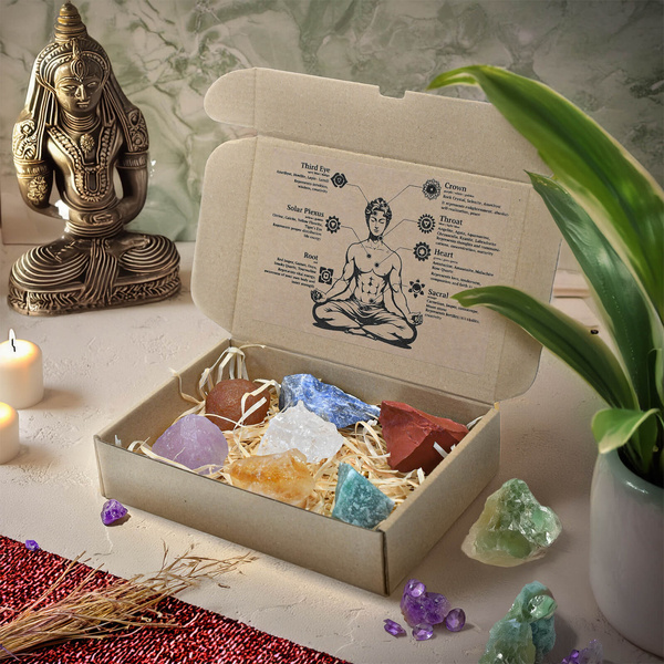 Sæt af natursten og krystaller - esoterik, yoga, meditation