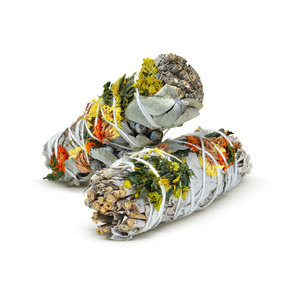 Hvid Salvie med forårssinuata og eukalyptus - Røgelse 20-30g (bundt)