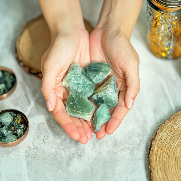 Sæt til hjertechakraet (Anahata): chakra-te + magisk sten
