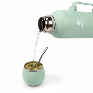 YerbaGo – Termokande med kalabas og bombilla 1,3 L – pistacie